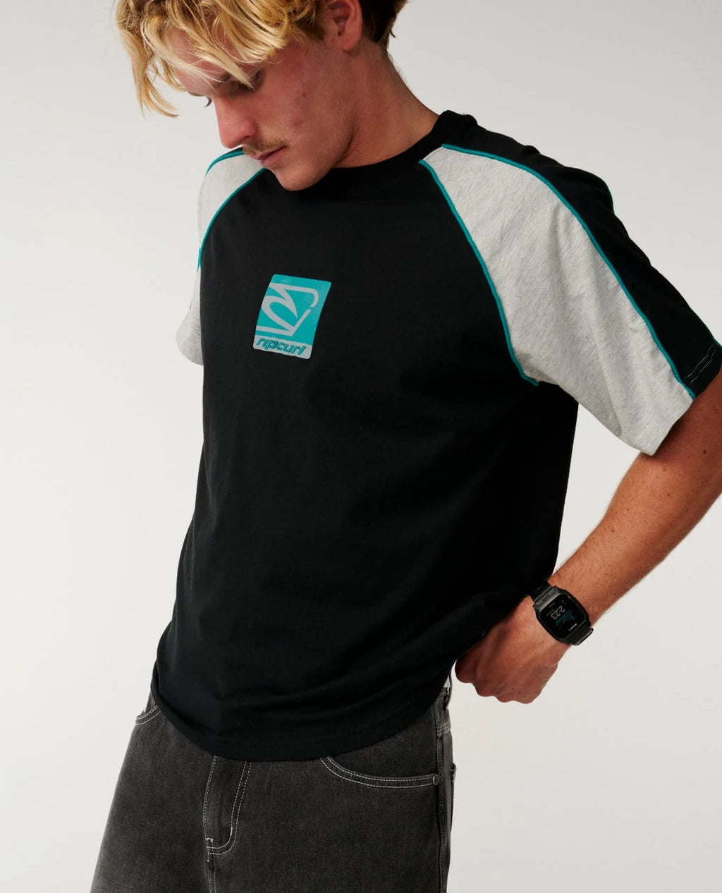 Rip Curl Archive 69 Embroid Boxy Tee