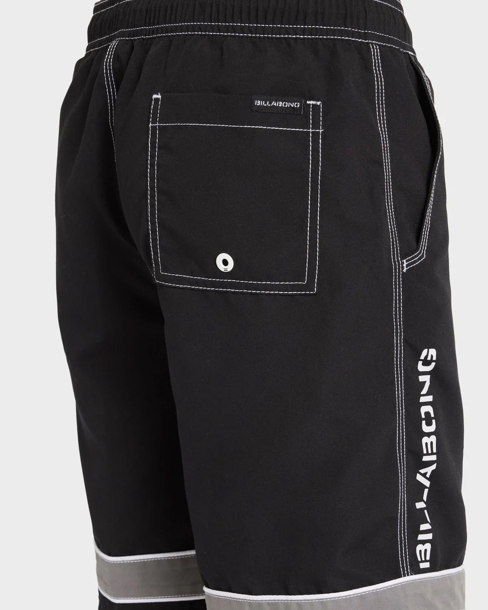 Billabong Throw On 2.0 18" Boardshorts Boys 8-16
