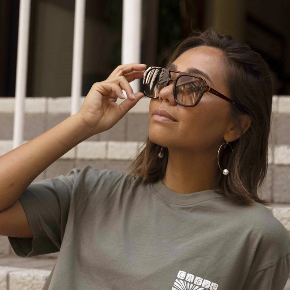 Carve Londyn Crystal Pecan Frame Brown Gradient Lens