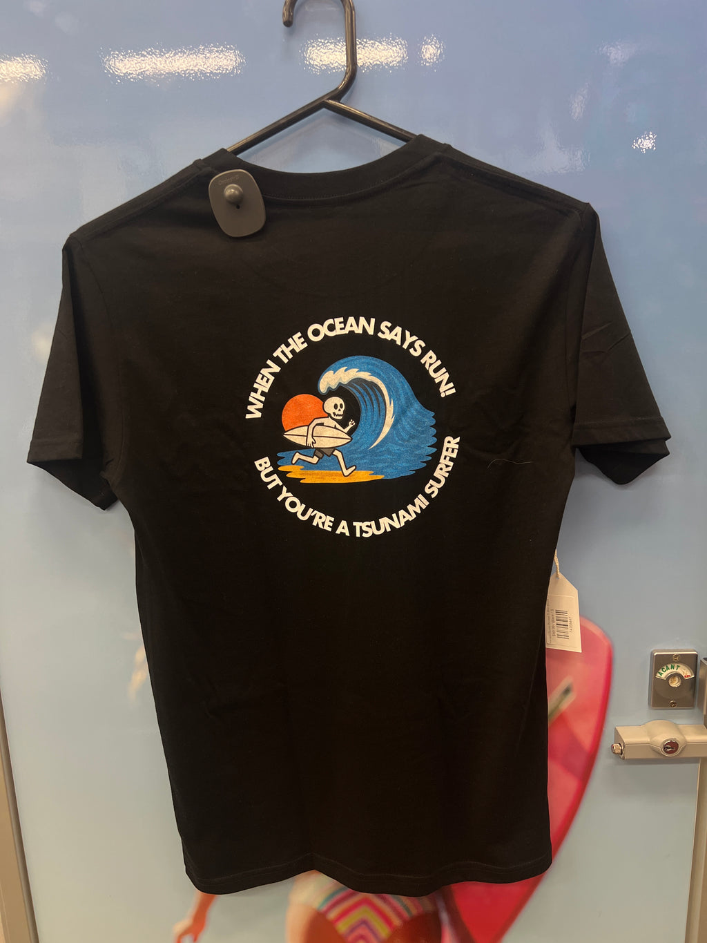 Tsunami Ocean Runner T-Shirt Black