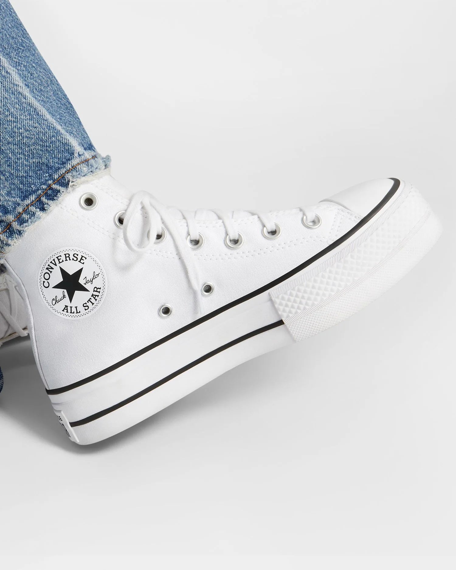 Converse Womens Chuck Taylor All Star Lift Canvas High Top White