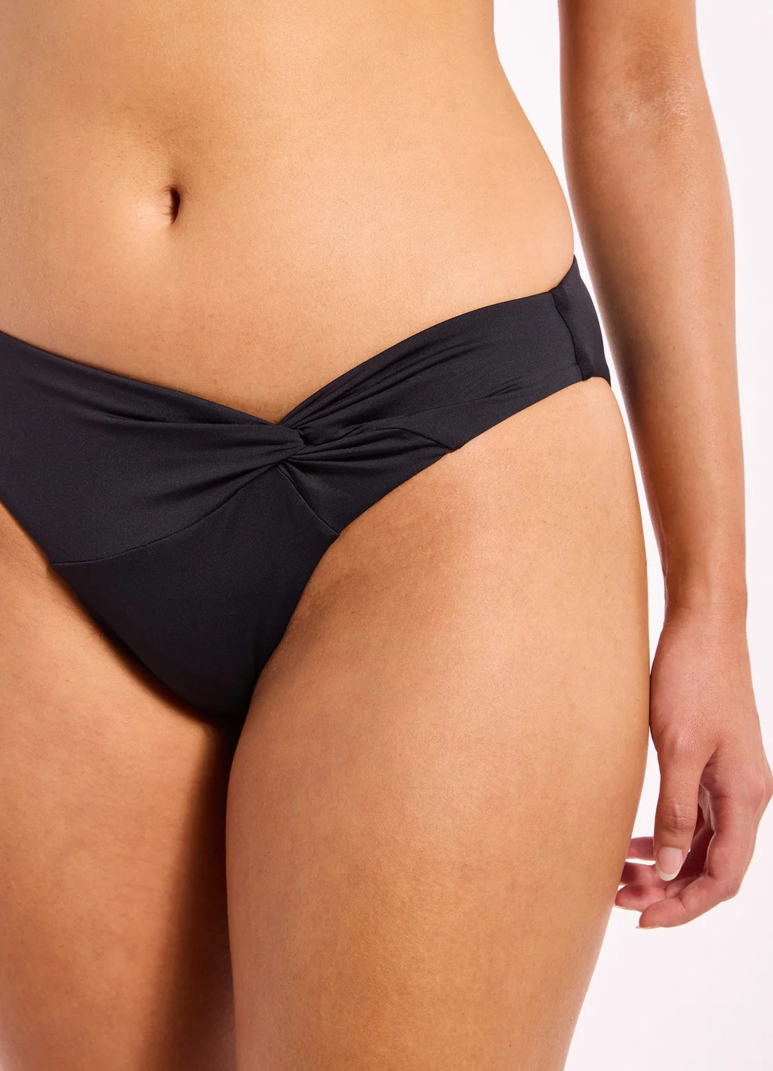 Jetset Smooth Twist Front Hipster Bikini Bottom