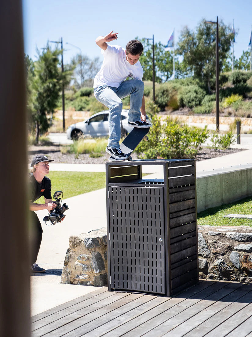 Volcom Solver Modern Fit Jeans