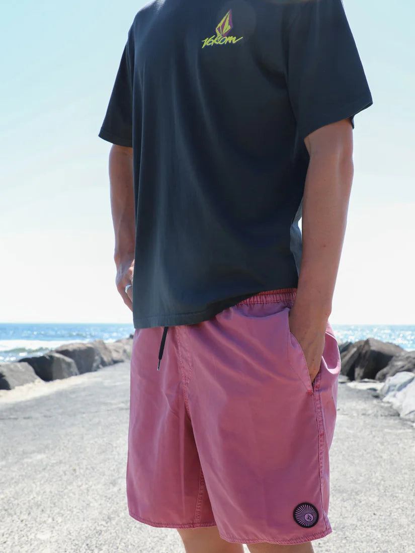 Volcom Center Trunk 17"