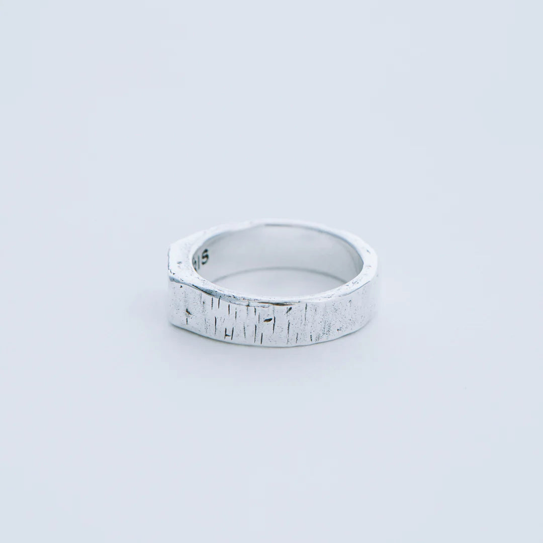 Amaris Bar Ring