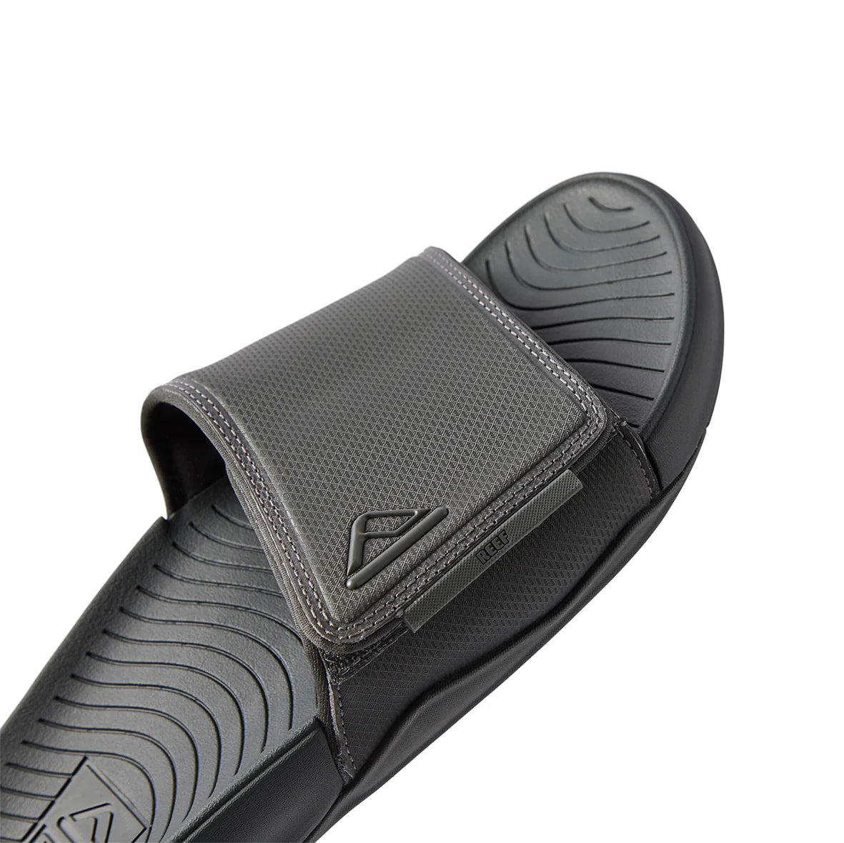 Reef Cushion Phantom Slab - Black