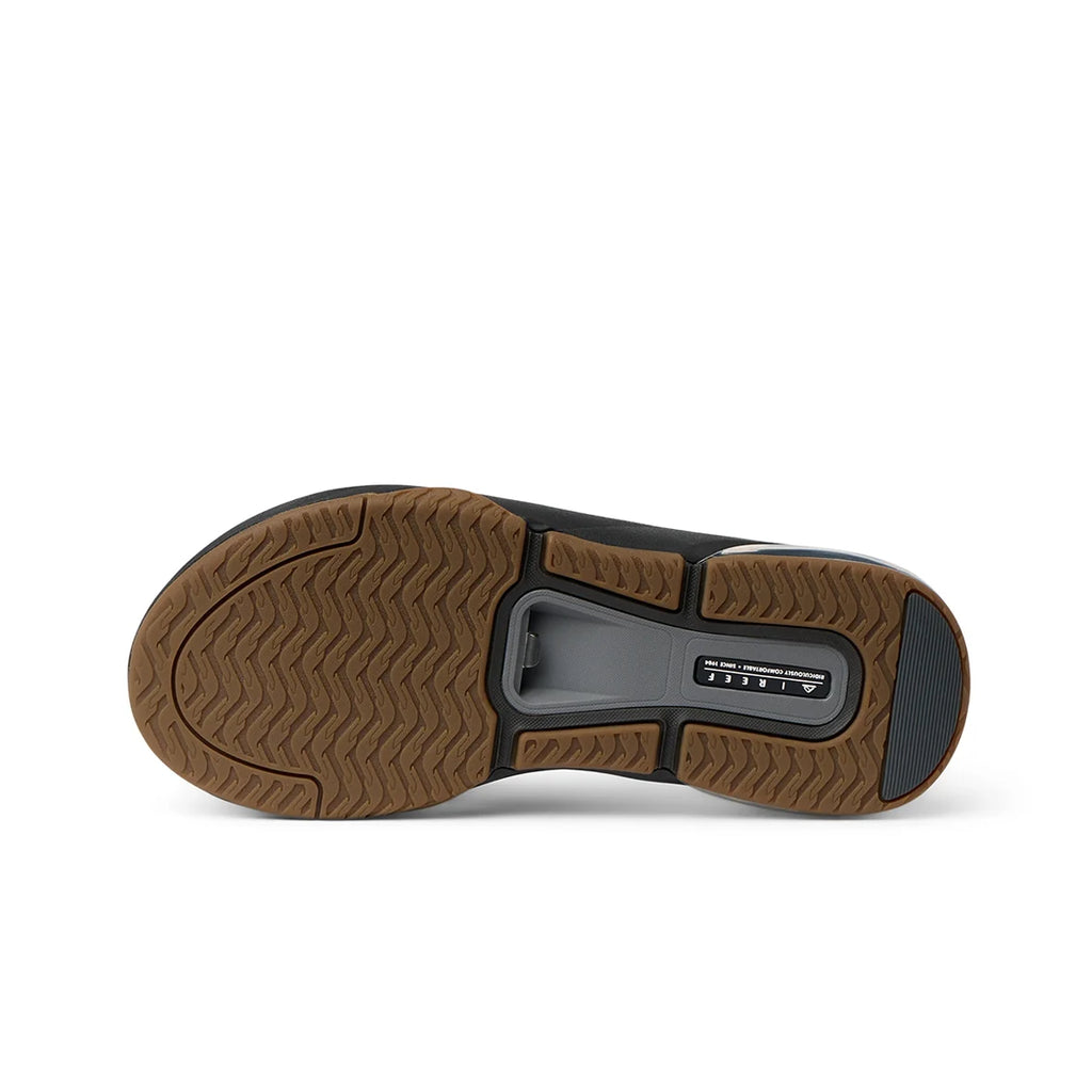 Reef Fanning + Black / Gum