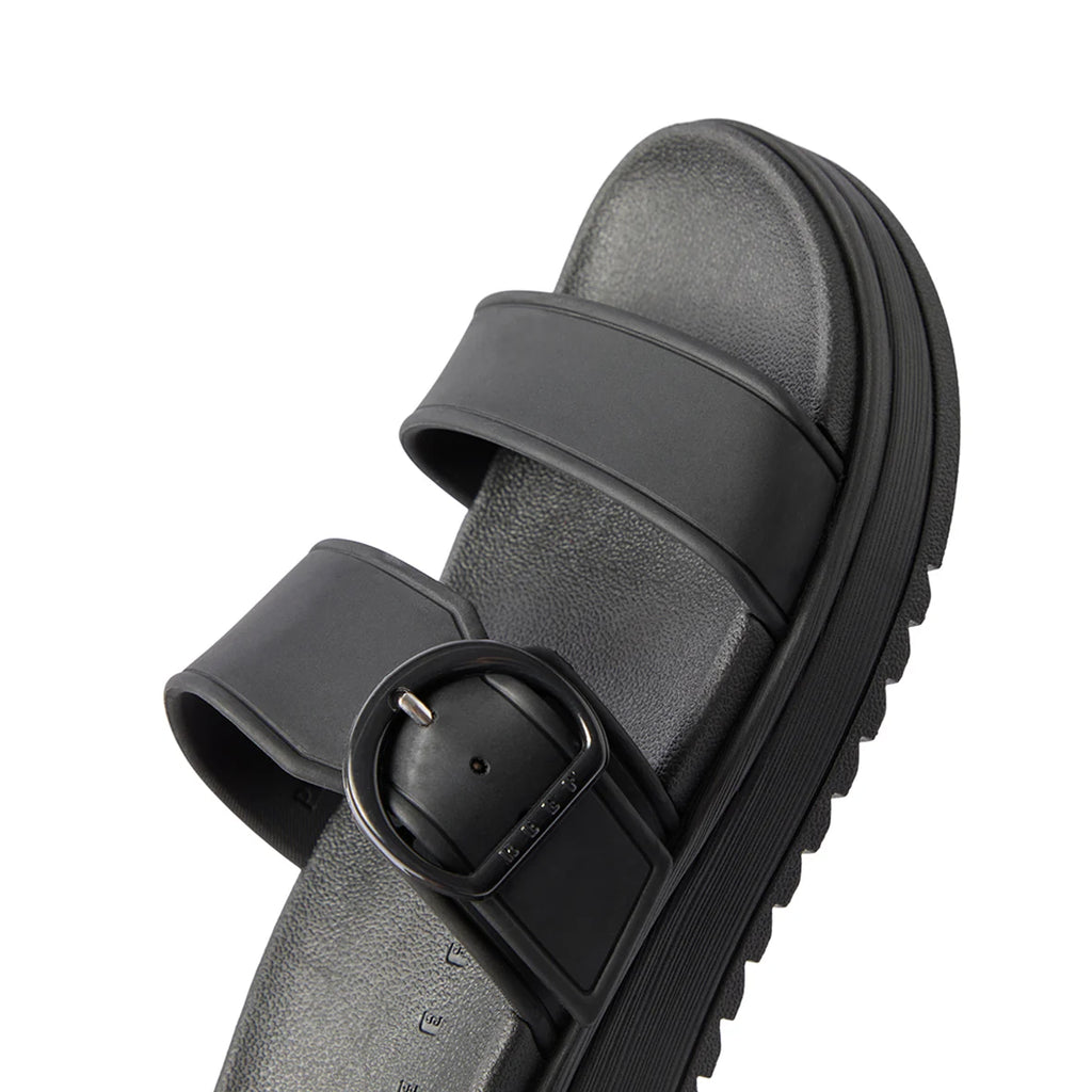 Reef Vista Capri - Black