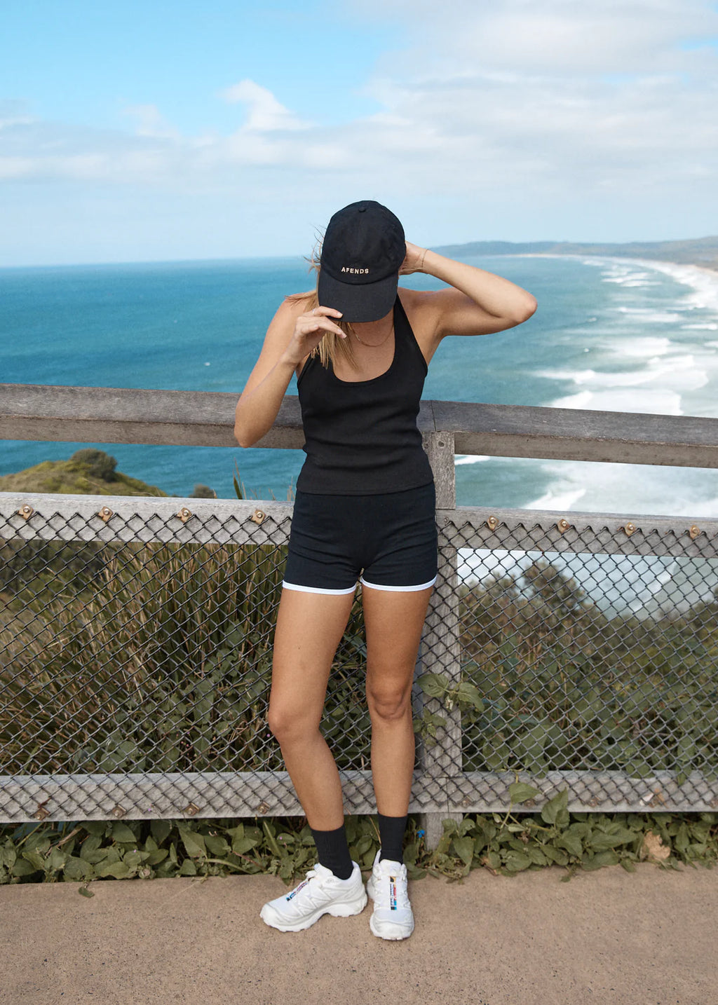Afends Set Fire Knit Short Black / White