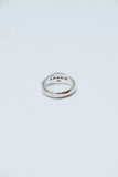 Amaris Circle Onyx Signet Ring