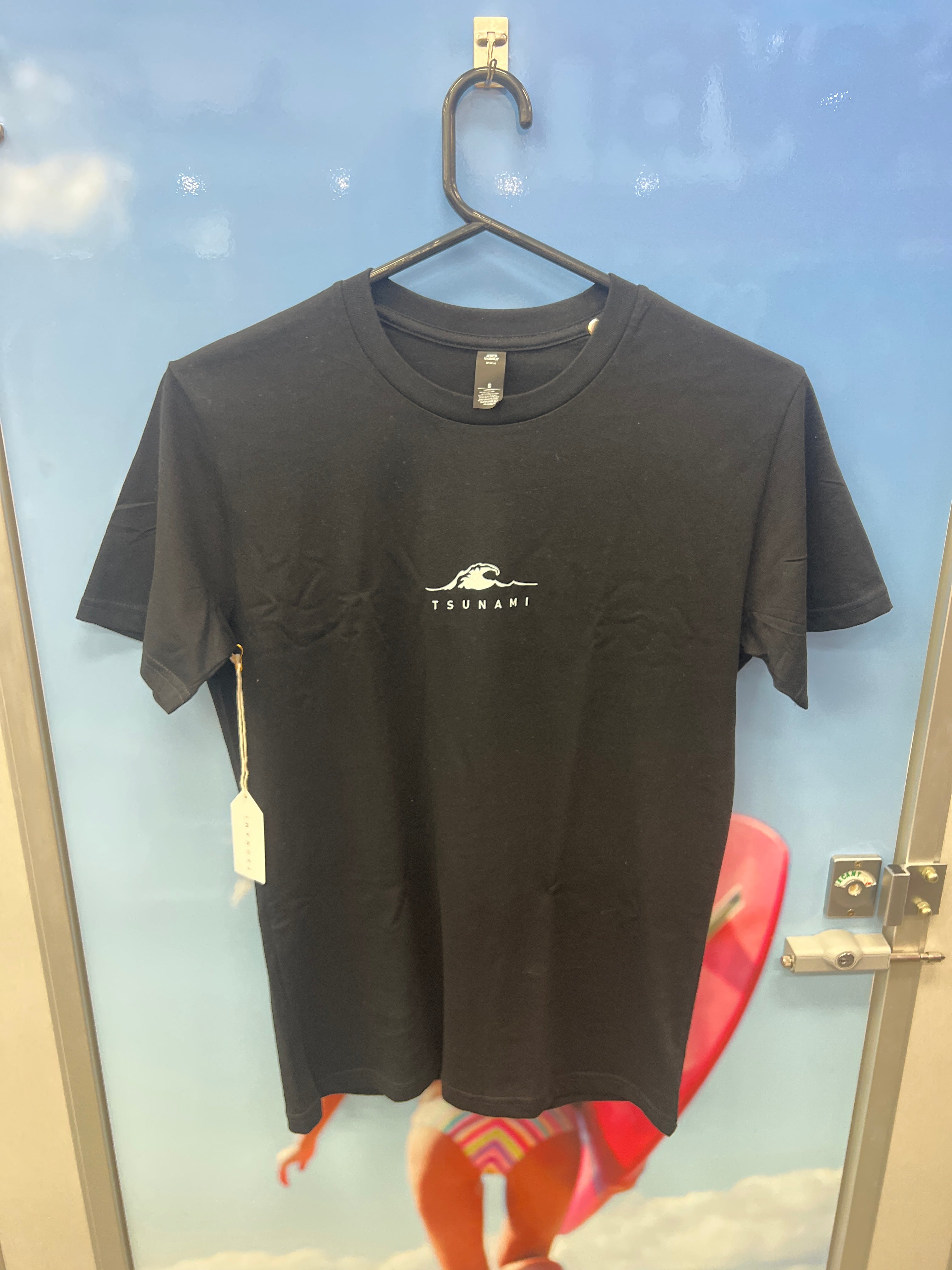 Tsunami Ocean Runner T-Shirt Black