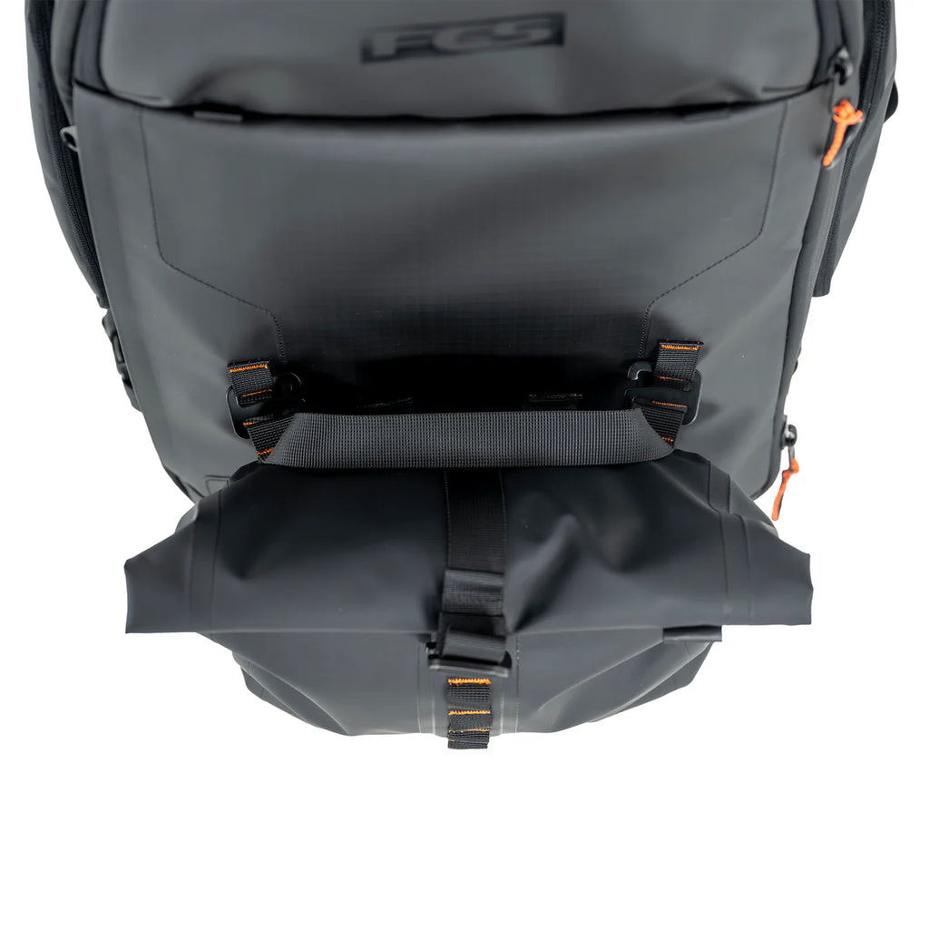 FCS Mission Travel Pack 40L