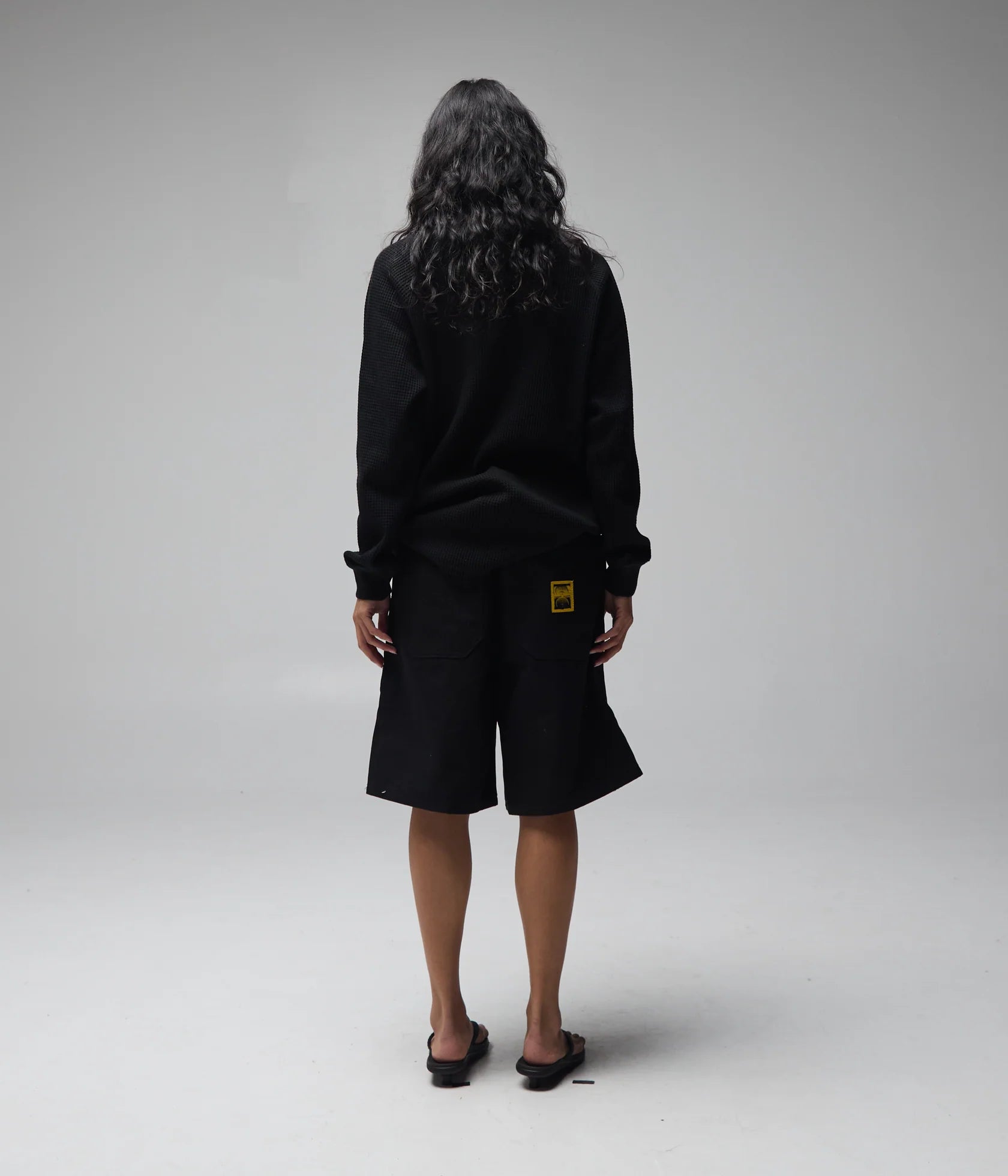 Former AG Raglan Waffle - Black