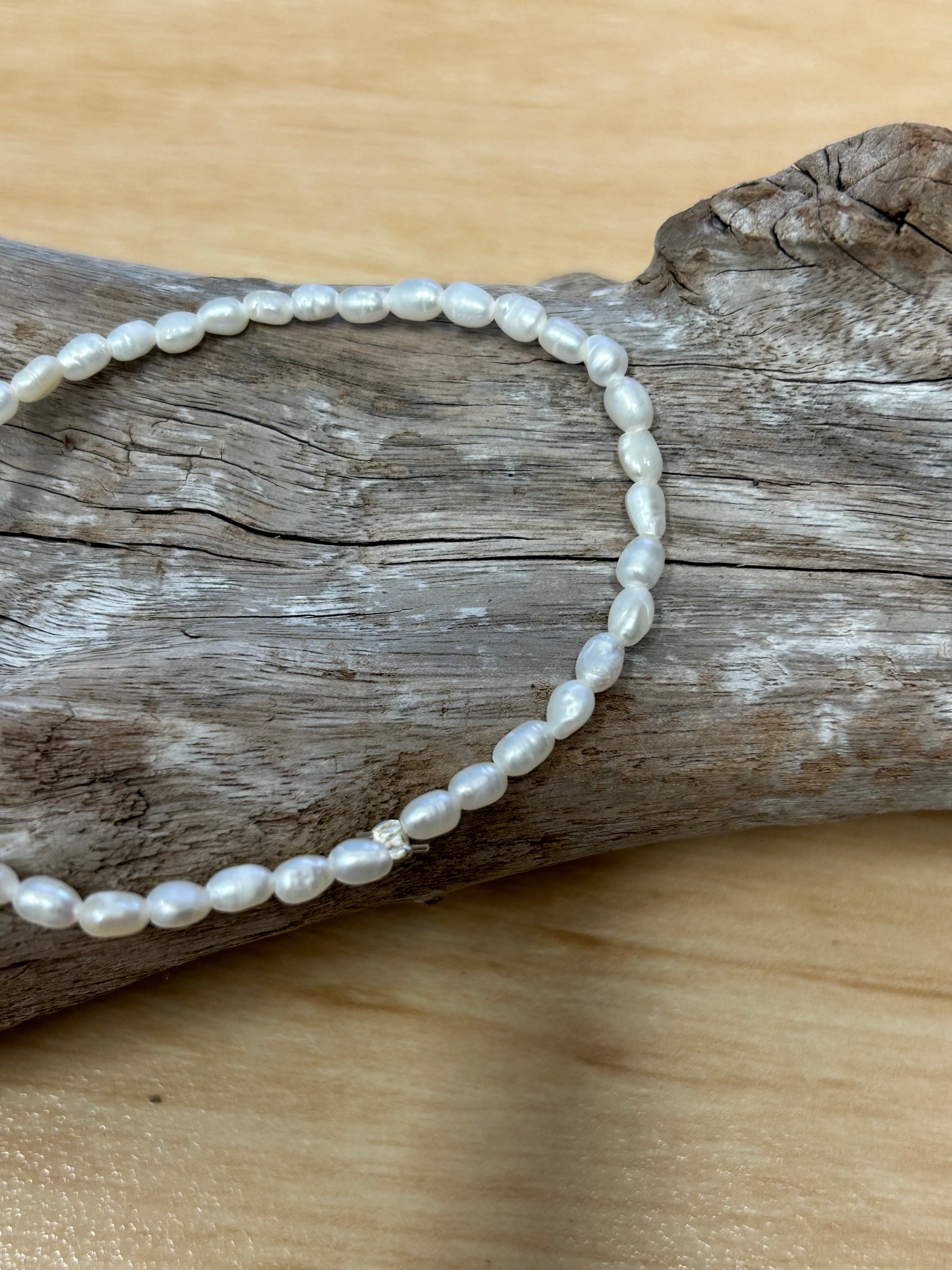 Tsunami Pearl  Bracelets
