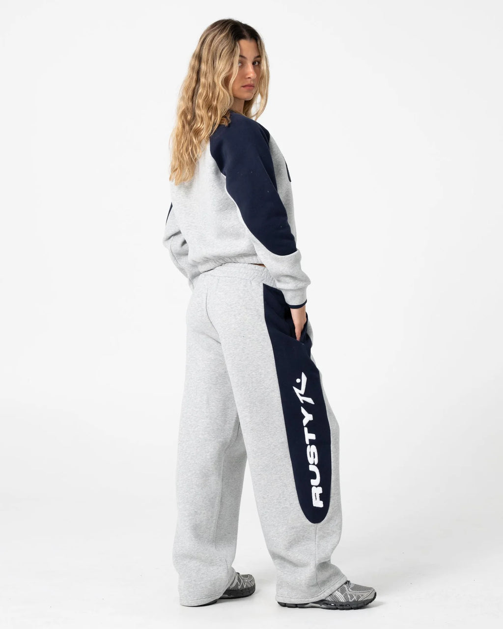 Rusty Harvest Cropped Crew Fleece
