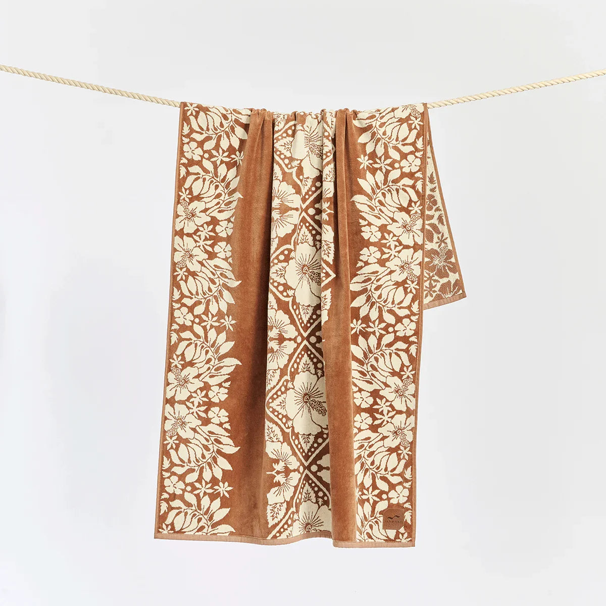 Slowtide Sandy's Oversized Premium Woven Towel