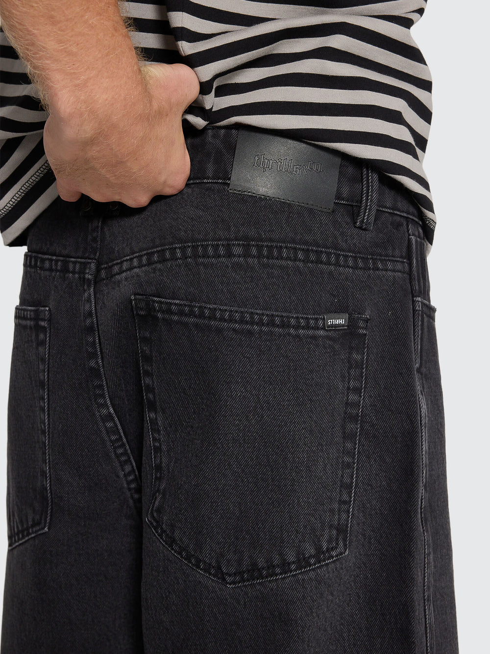 Thrills Mid Slacker Denim Short Aged Black