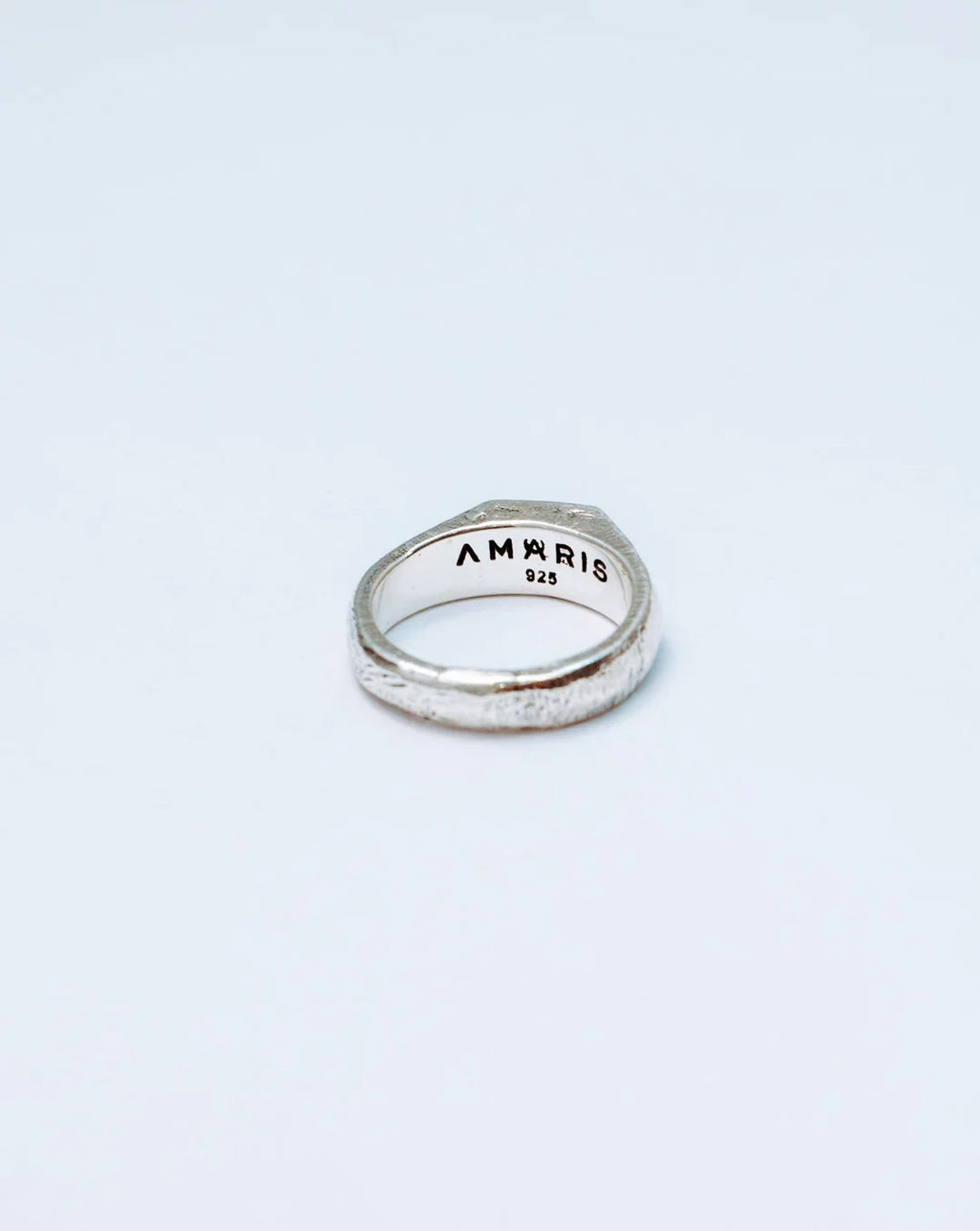 Amaris Square Onyx Signet Ring