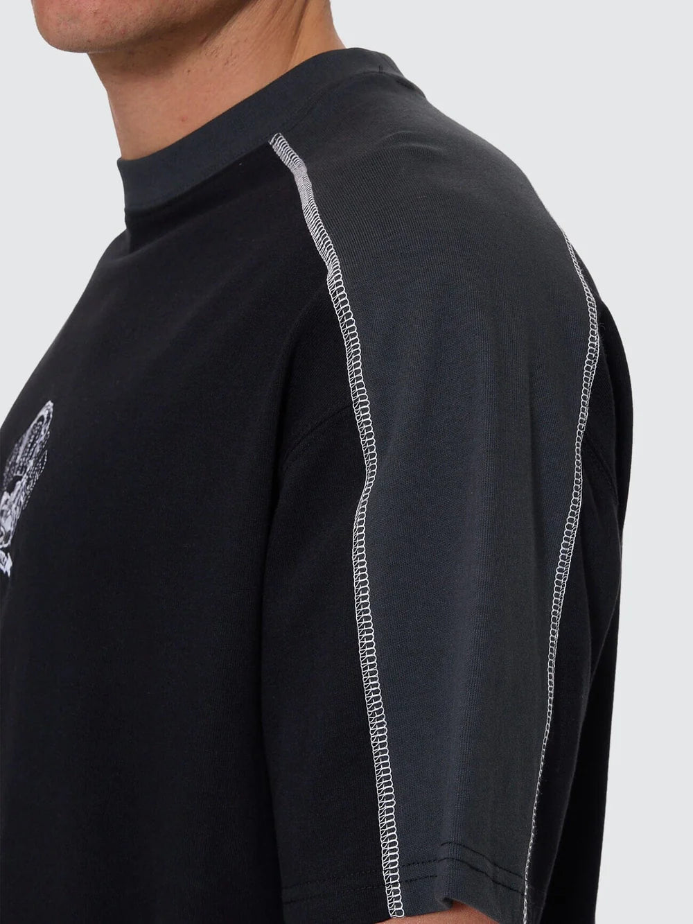 Thrills Sting Of Defeat Panel Box Fit Oversize Tee - Black