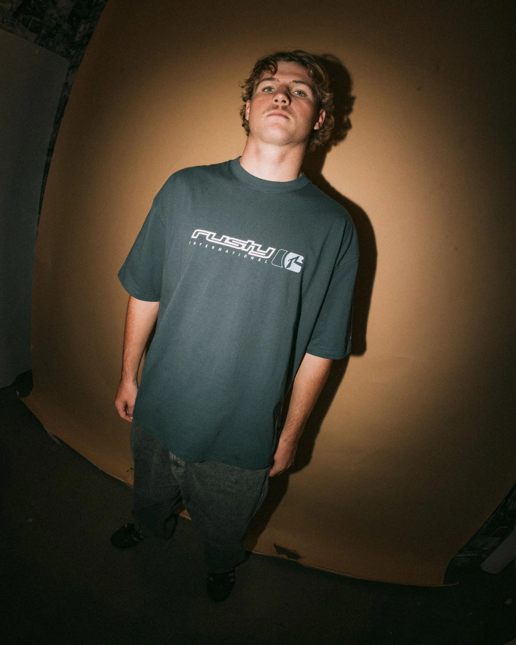 Rusty Jetsetter Oversized Graphic Tee