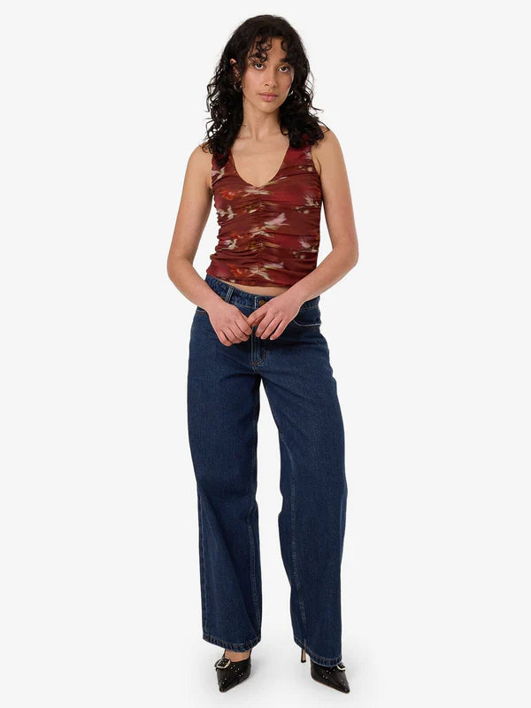 Thrills Rhapsody Floral Top Cabernet
