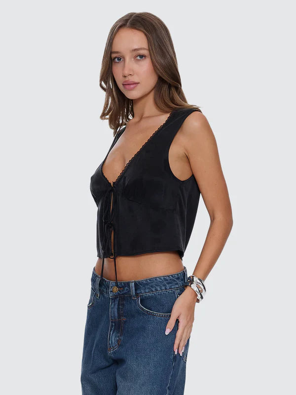 Thrills Saige Tie Front Top Black