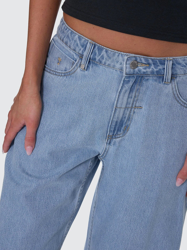 Thrills Sloane Low Rise Barrel Jean Ageless Blue