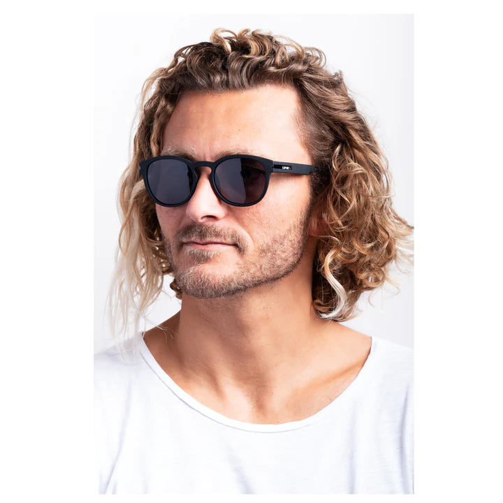Liive Vision Agus Polar Matt Black