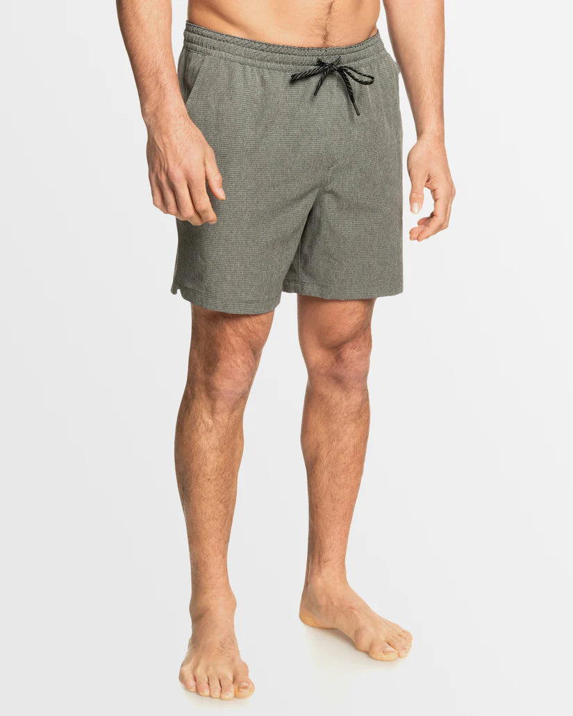 Quiksilver Mako 17" Amphibian Boardshorts