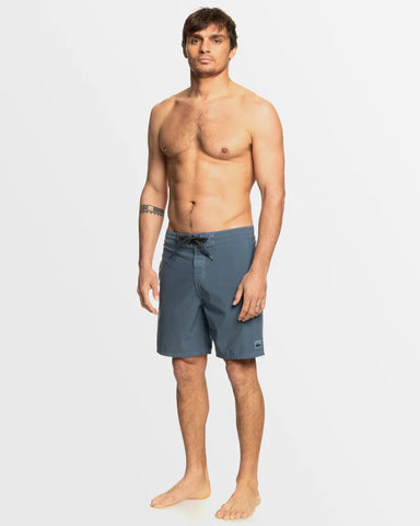 Surfsilk Street Trunk 18" Boardshorts