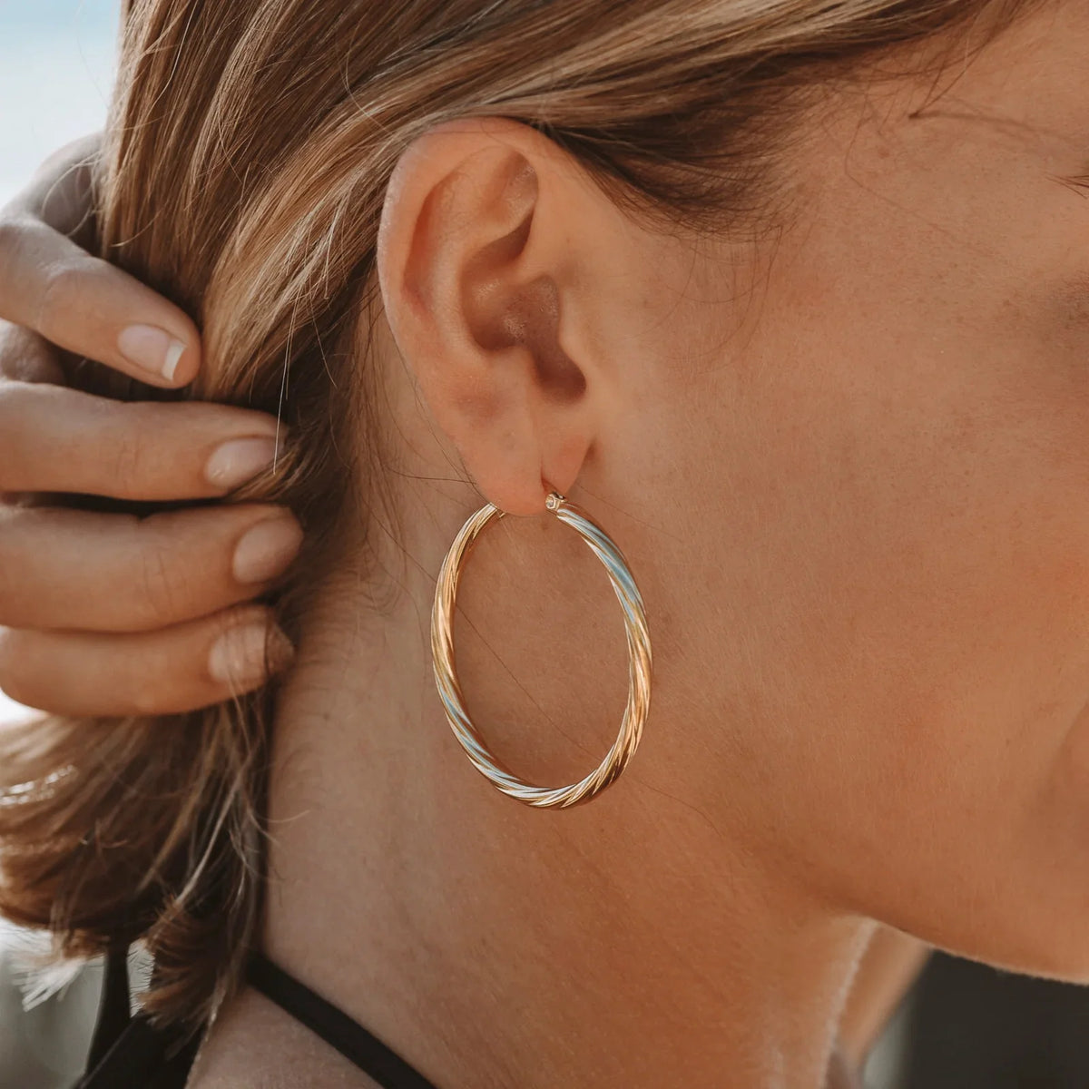 Atolea Bold Twisted Hoops Earrings