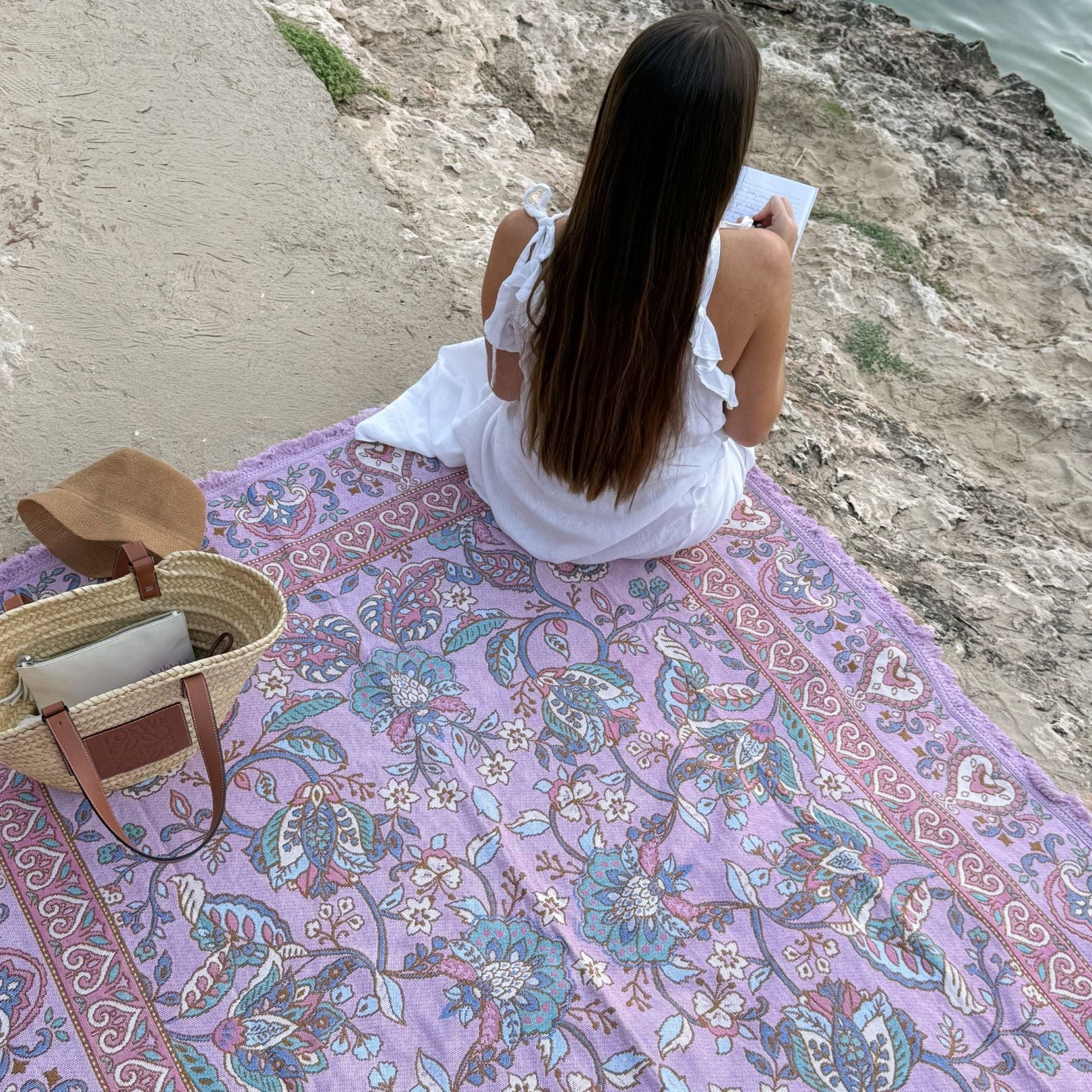 Isla Label Dusk Woven Picnic Rug XL