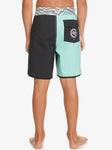 Surfsilk Radical Scallop 16" Boardshorts