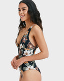 Roxy Nostalgic Feels One Piece