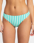 Roxy Party Wave Moderate