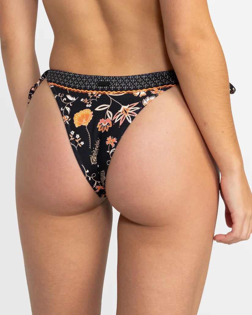Roxy Kerala Hl Cheeky