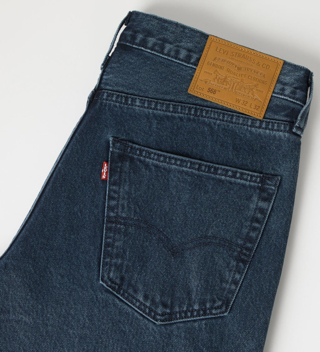 Levi’s® Men's 568™ Loose Straight Jeans Looking Up
