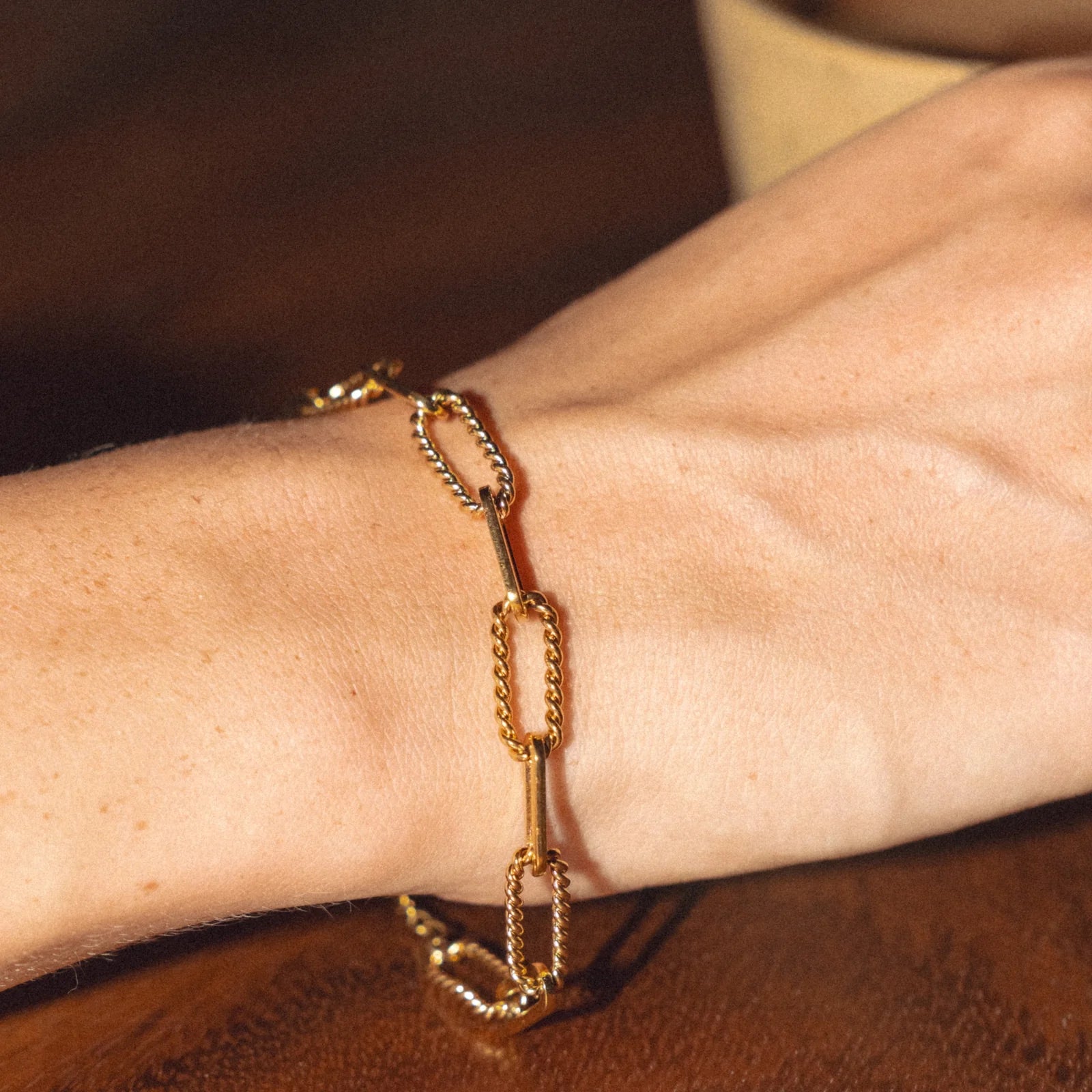 Atolea Bold Paperclip Bracelet