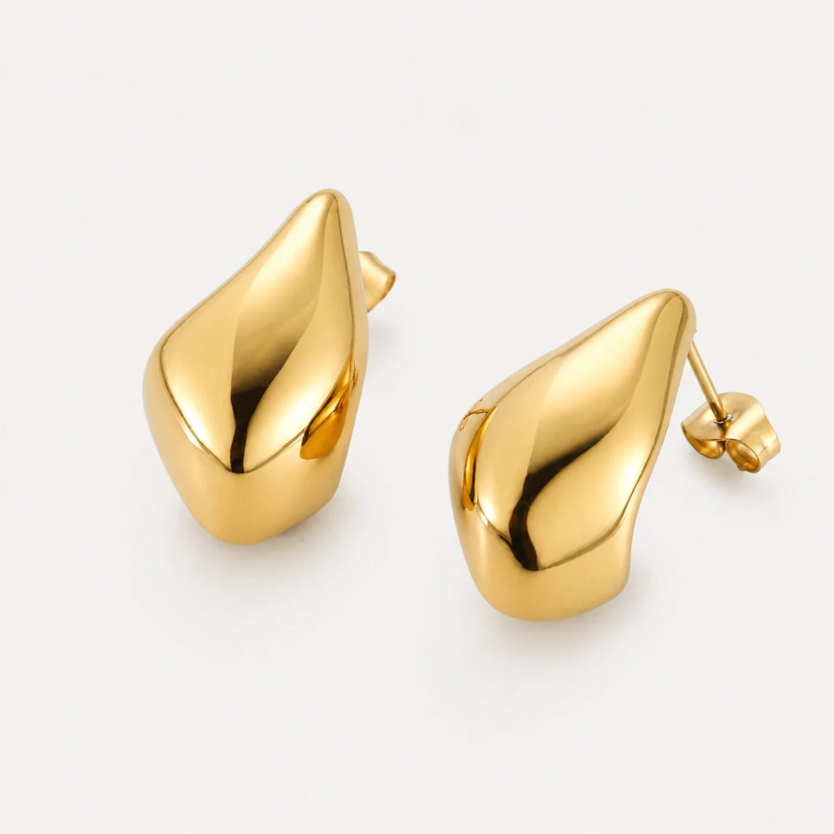 Atolea Molten Studs