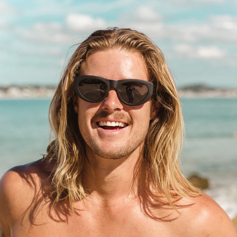Carve Montana - Gloss Black Dk Grey Polarized Lens
