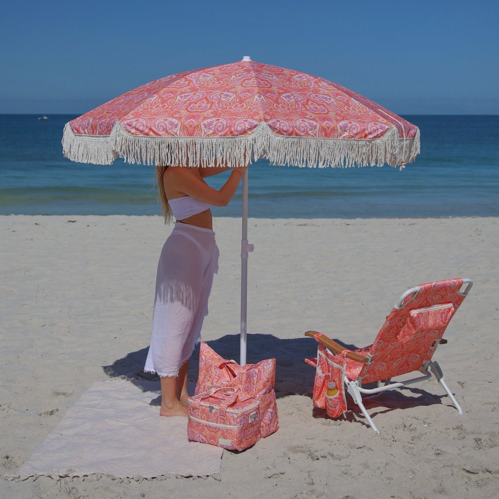 Isla Label Paisley Reclining Beach Chair