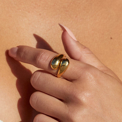 Atolea Double Twist Ring