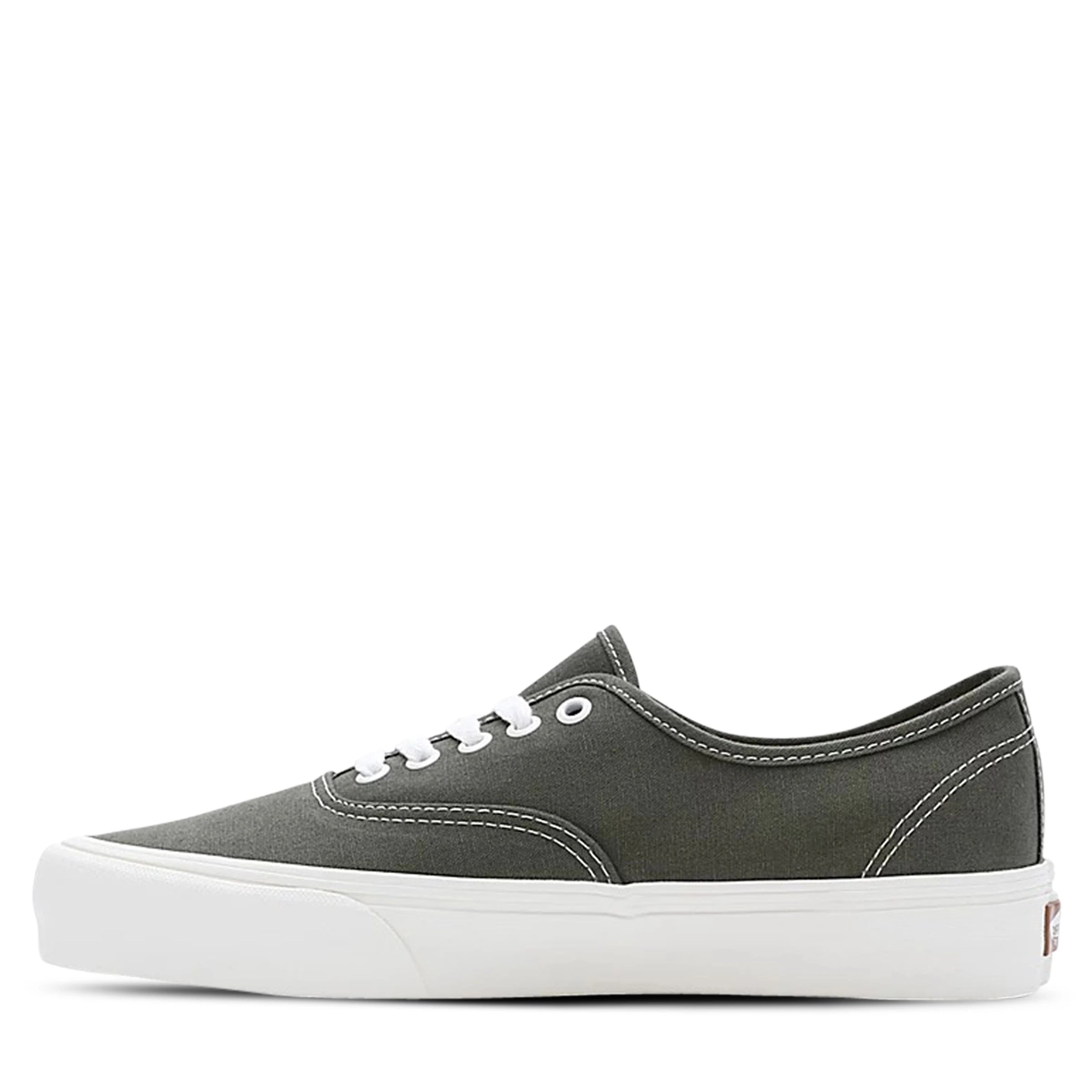 Vans Authentic VR3
