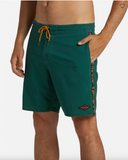 D Bah Lo Tide Boardshorts 18"
