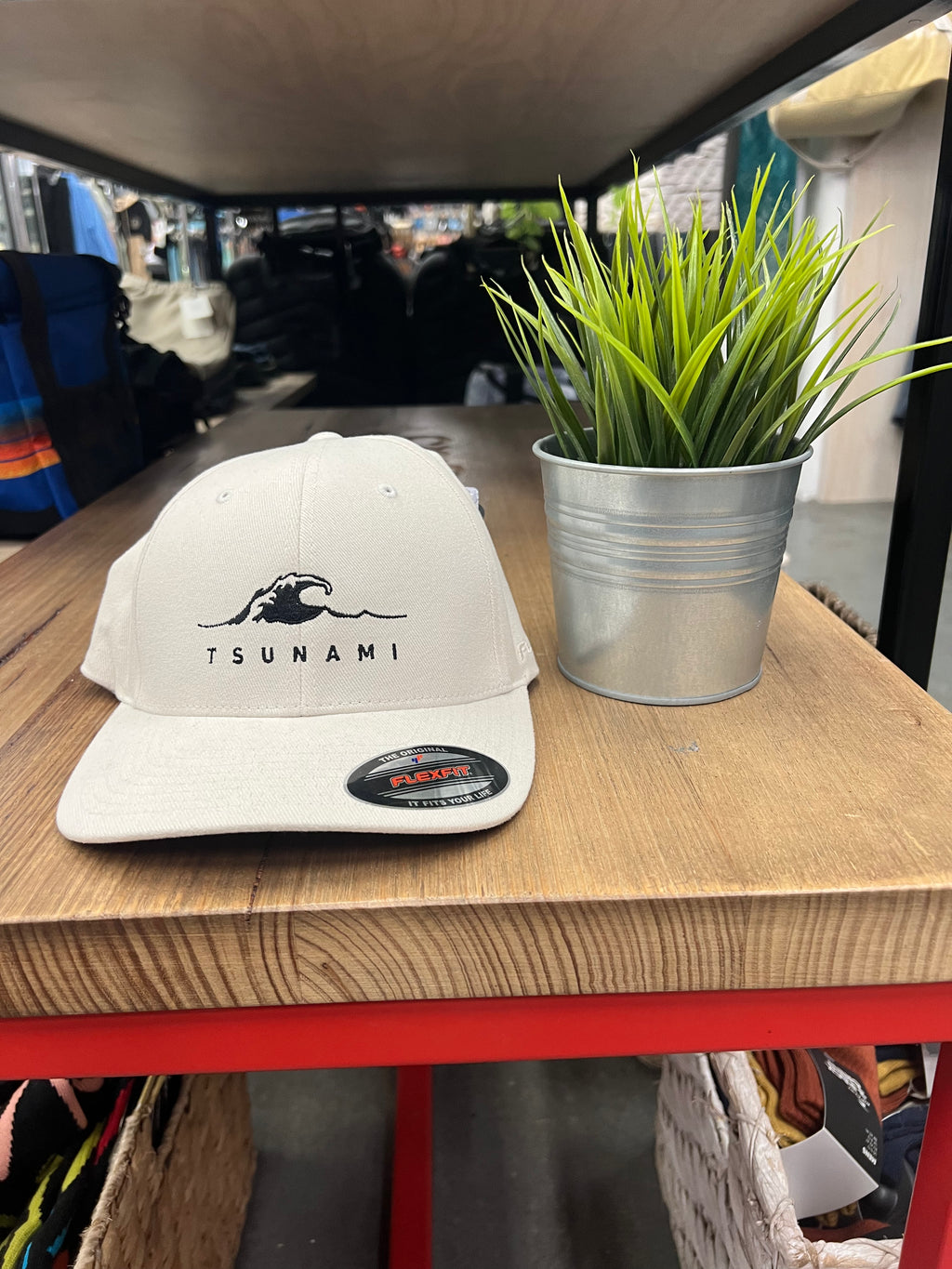 Tsunami Flex Hat